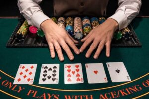 Xì Dách (Blackjack) cược 100K mỗi ngày, nhận ngay 50K tiền thưởng